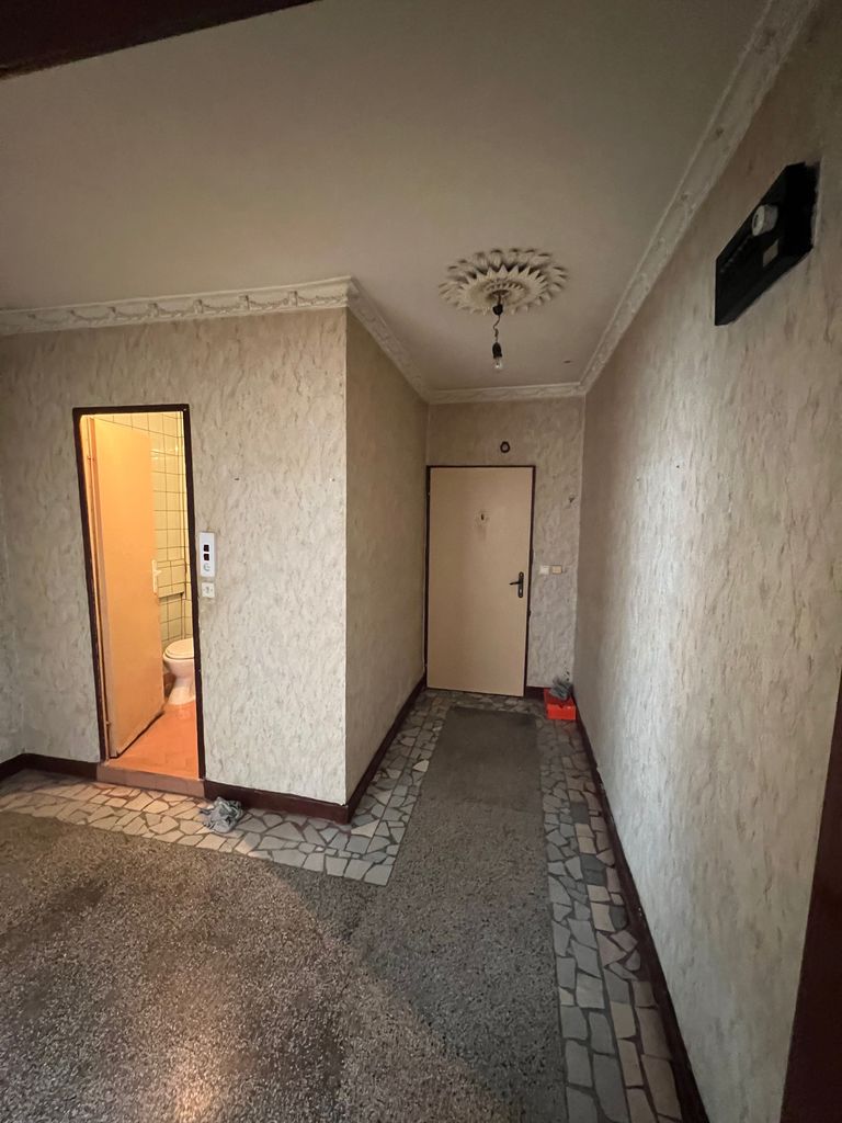 Продава се Двустаен апартамент в Хасково, Орфей - 68 кв.м за 883 €/кв.м - Снимка #5