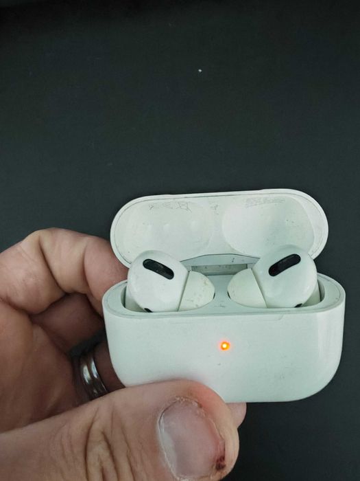 Air pods pro 3 White