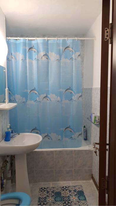 Apartament 4 camere de inchiriat