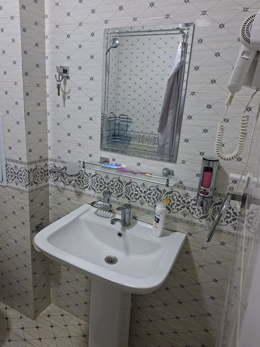 Задаётся квартира 2 х комната