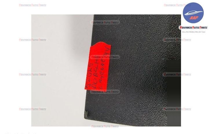 Порше Каена / Porsche Cayenne Оригинален заден теглич капак за броня