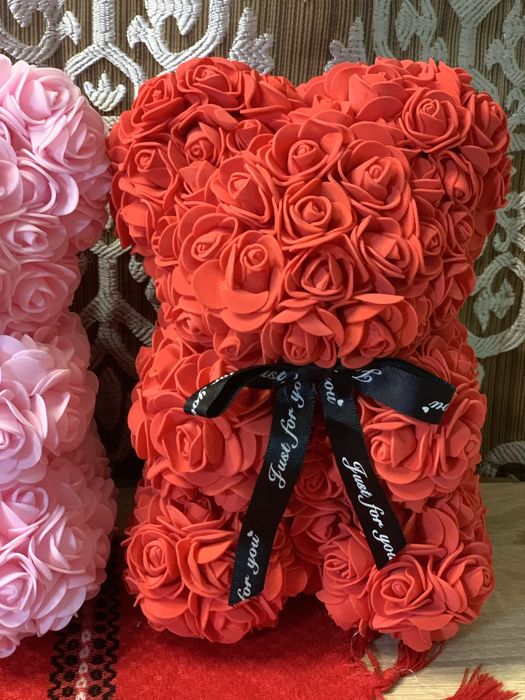 Uruleți de trandafiri “Cadou”