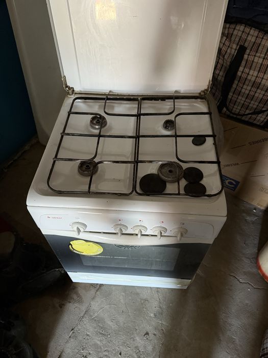 Продам газовую плиту состояние хорошое