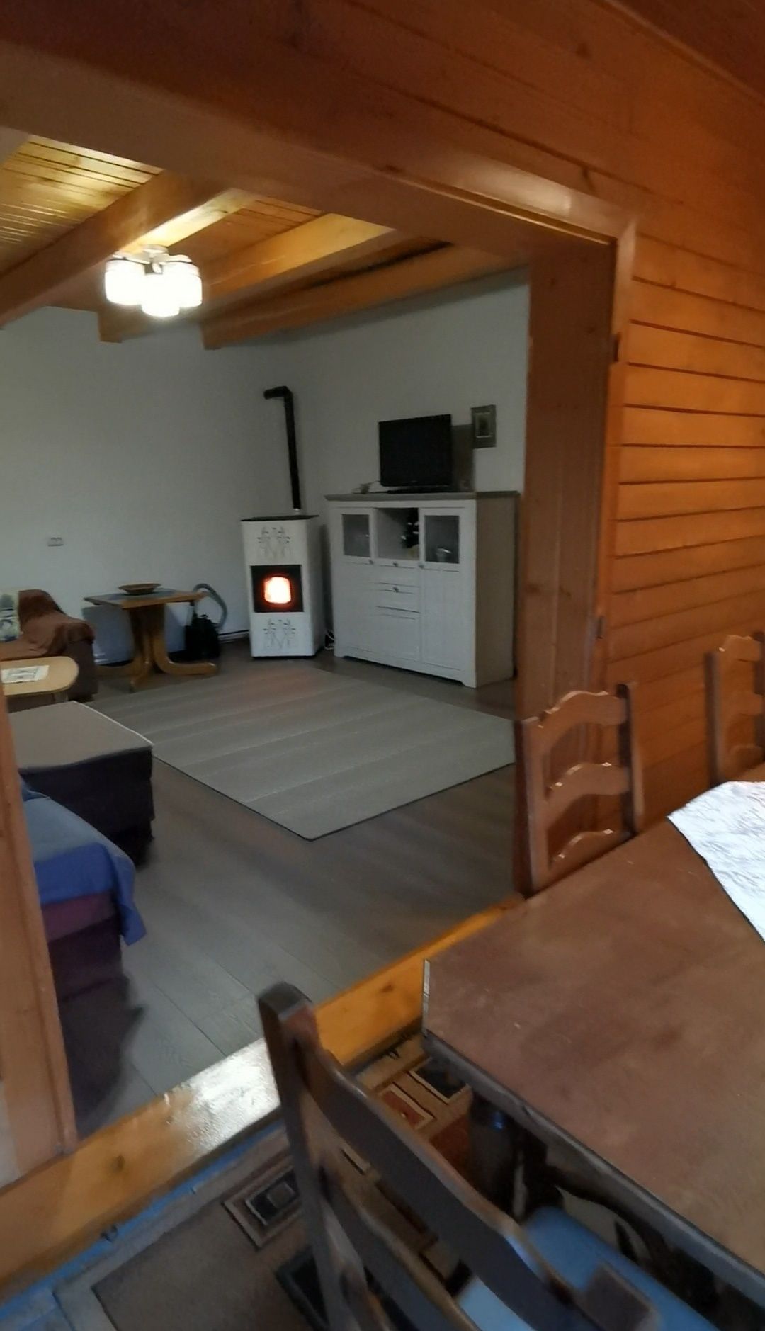 De inchiriat cabana cu 4 camere la Sovata
