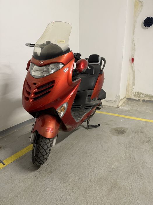 Scuter Kymco Grand Dink 125 înmatriculat