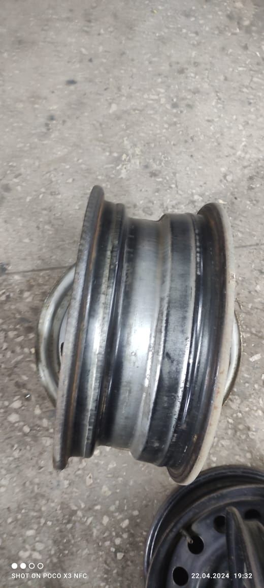 Диски железные 4 штуки r14 5*114,3