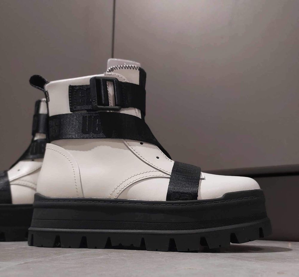 Vand Cizme UGG noi