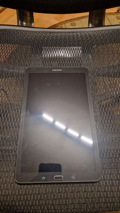 vând tableta samsung