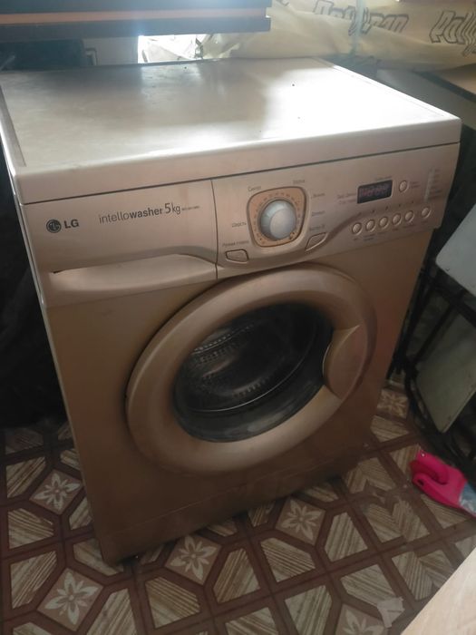 Продам стиральную машинку