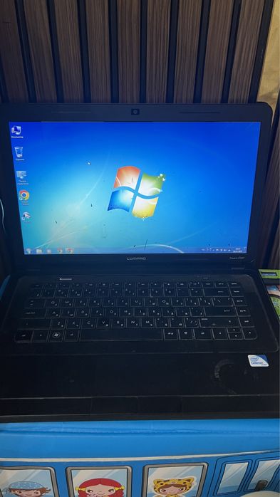 Продам ноутбук старый версей