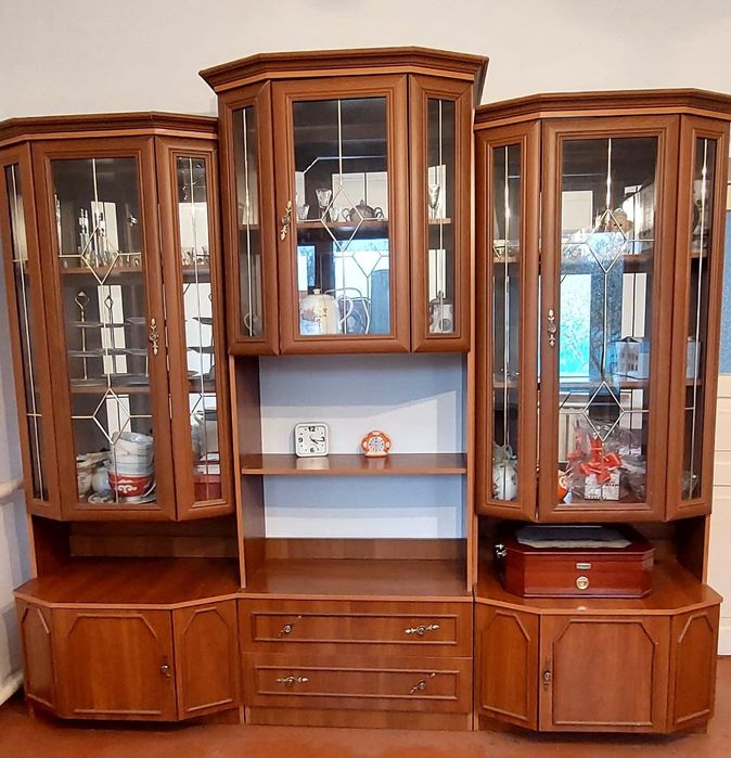 Продам спальный гарнитур