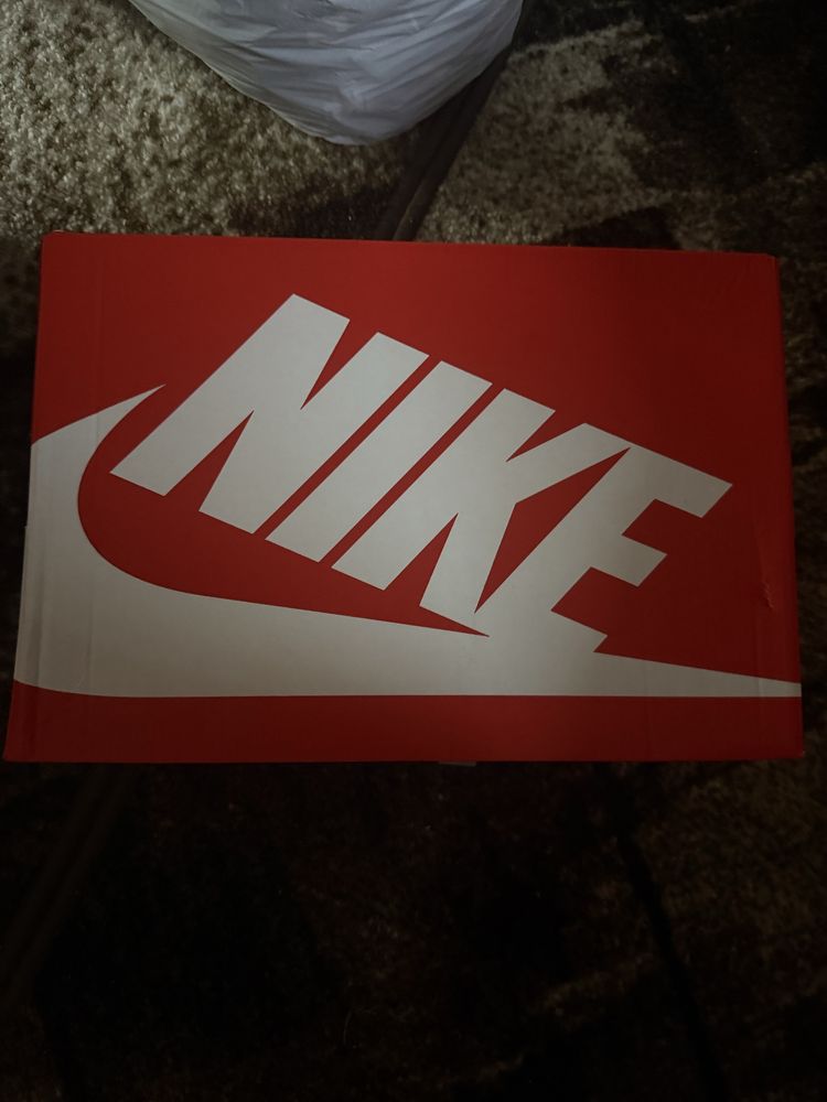 Обувки Nike DN