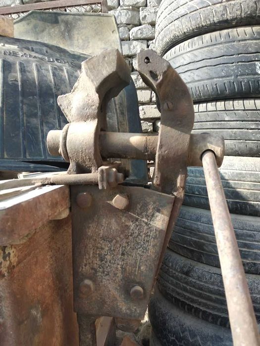 тиск унверсальный