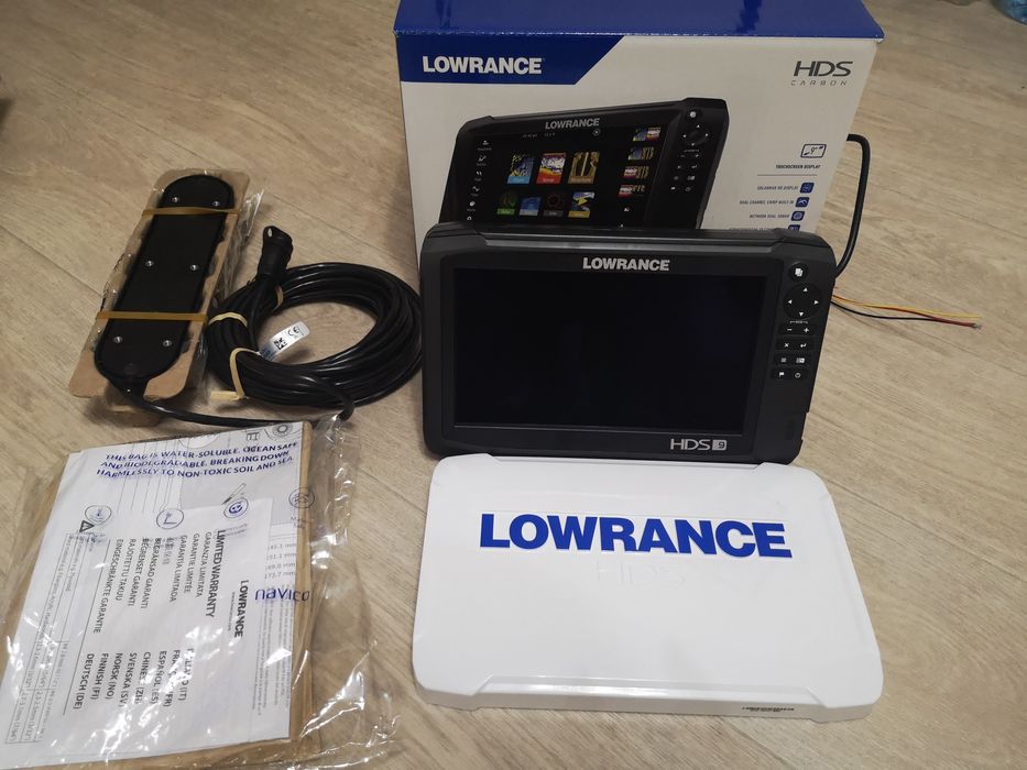 новый эхолот Carbon 9