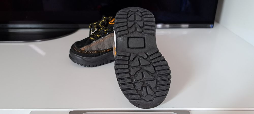 Бебешки маратонки