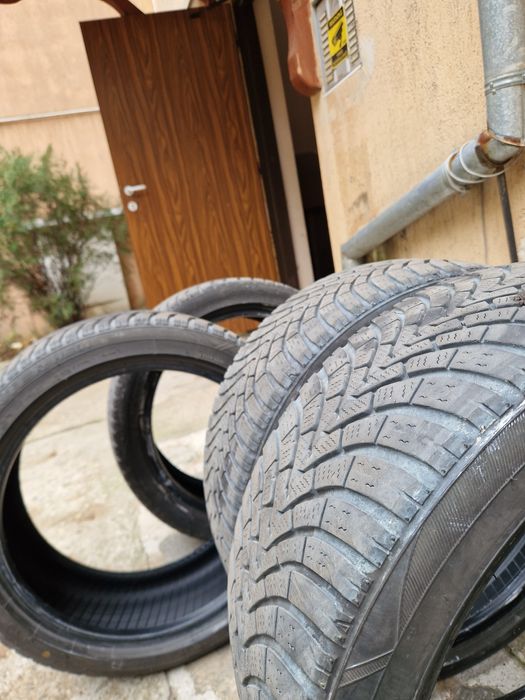 Зимни гуми Falken eurowinter hs01 205 45 R17