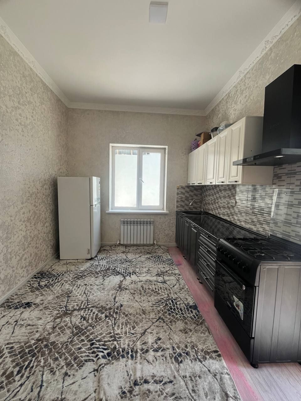 Srochniy uchastka sotiladi