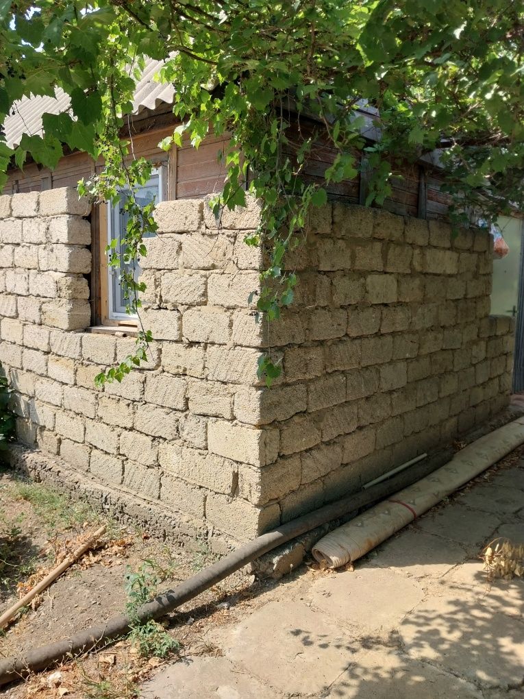 Дача Бугаках с охраной.