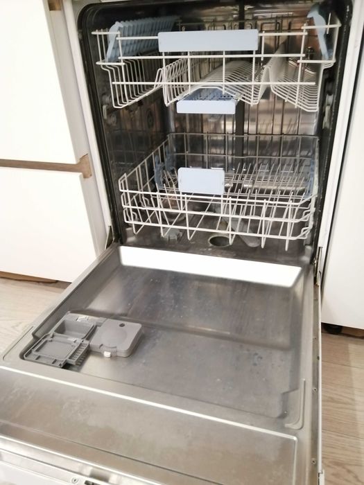 Продам посудомоечную машину Beko 30 000