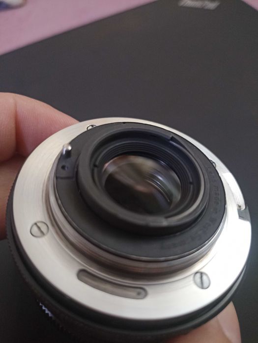 Obiectiv Rollei-HFT Sonnar 85mm f2.8 montura M42