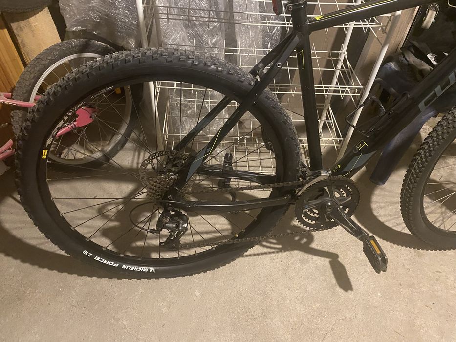 Велосипедни гуми MAXXIS и MICHELIN