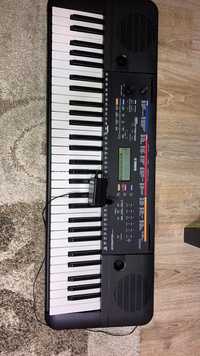 Продам синтезатор, yamaha psr-e263