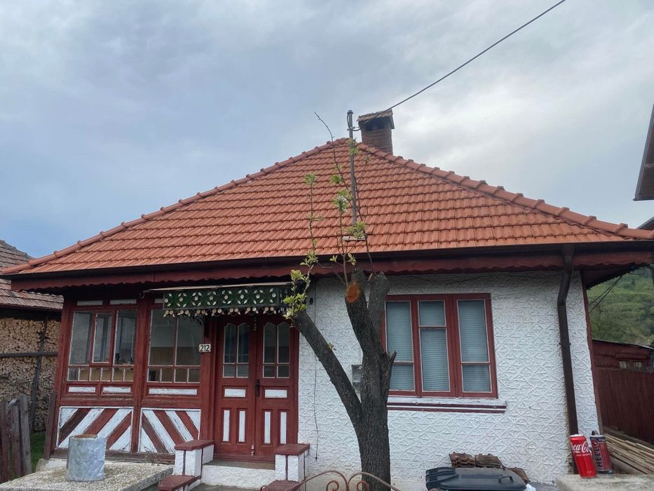Executam Acoperisuri de la A la Z


dulgherie,mansardari, astereala