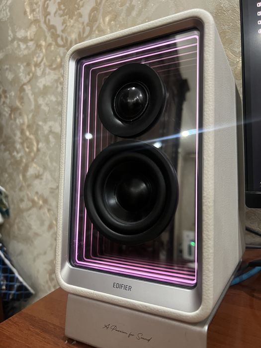 Колонки Edifier QR65 продается