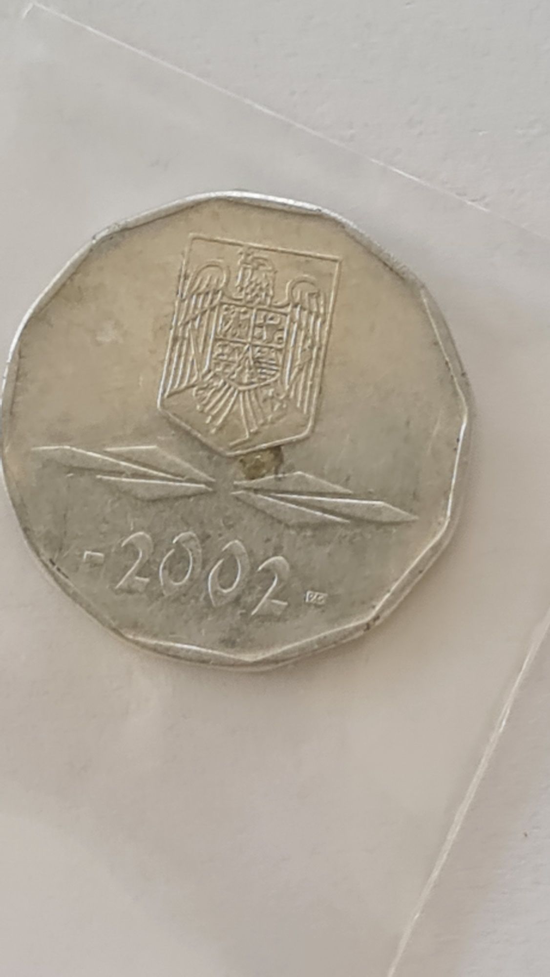 Monedă 5000 lei 2002