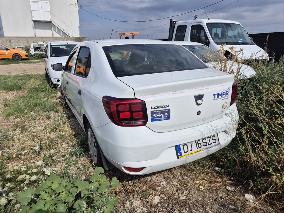Dacia Logan gaz  avariat lovit