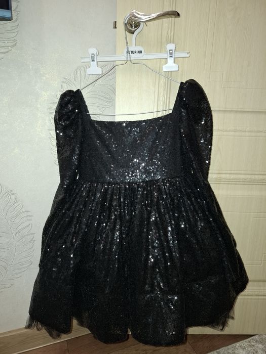 Продаётся детское нарядное платье