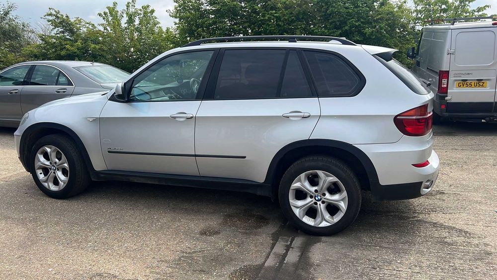 Dezmembrez BMW X5 E70 M57 N57