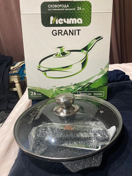 Сковорода со стекляной крышкой, Мечта Granit Star 26 см с антипригарны