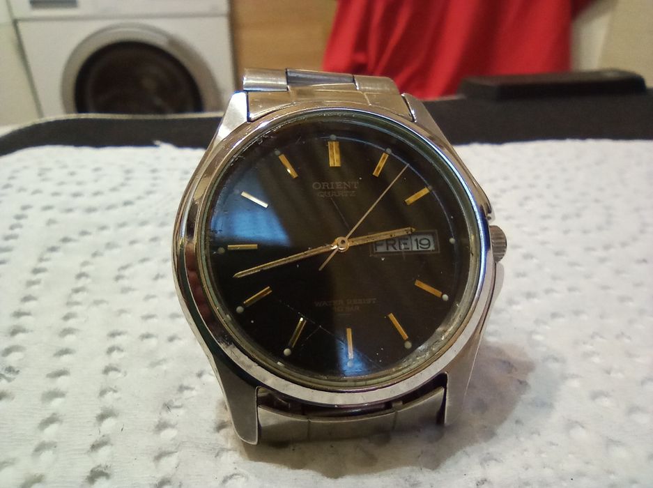 ORIENT -Кварцов часовник