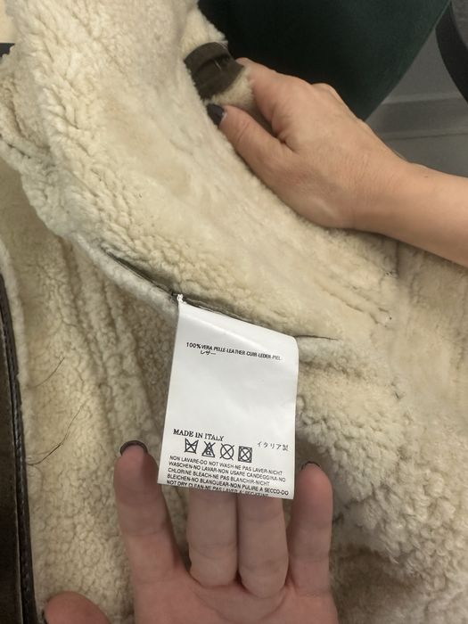 Отигинално яке dsquared2.Якето е носено много малко и няма забележки.