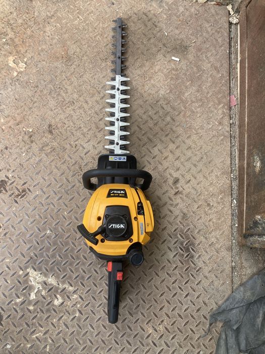 Foarfec Trimmer Gard Viu Tiga SHP 60 Italia cu lama de 60