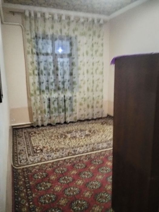 3 xonali kvartira ijaraga beriladi.