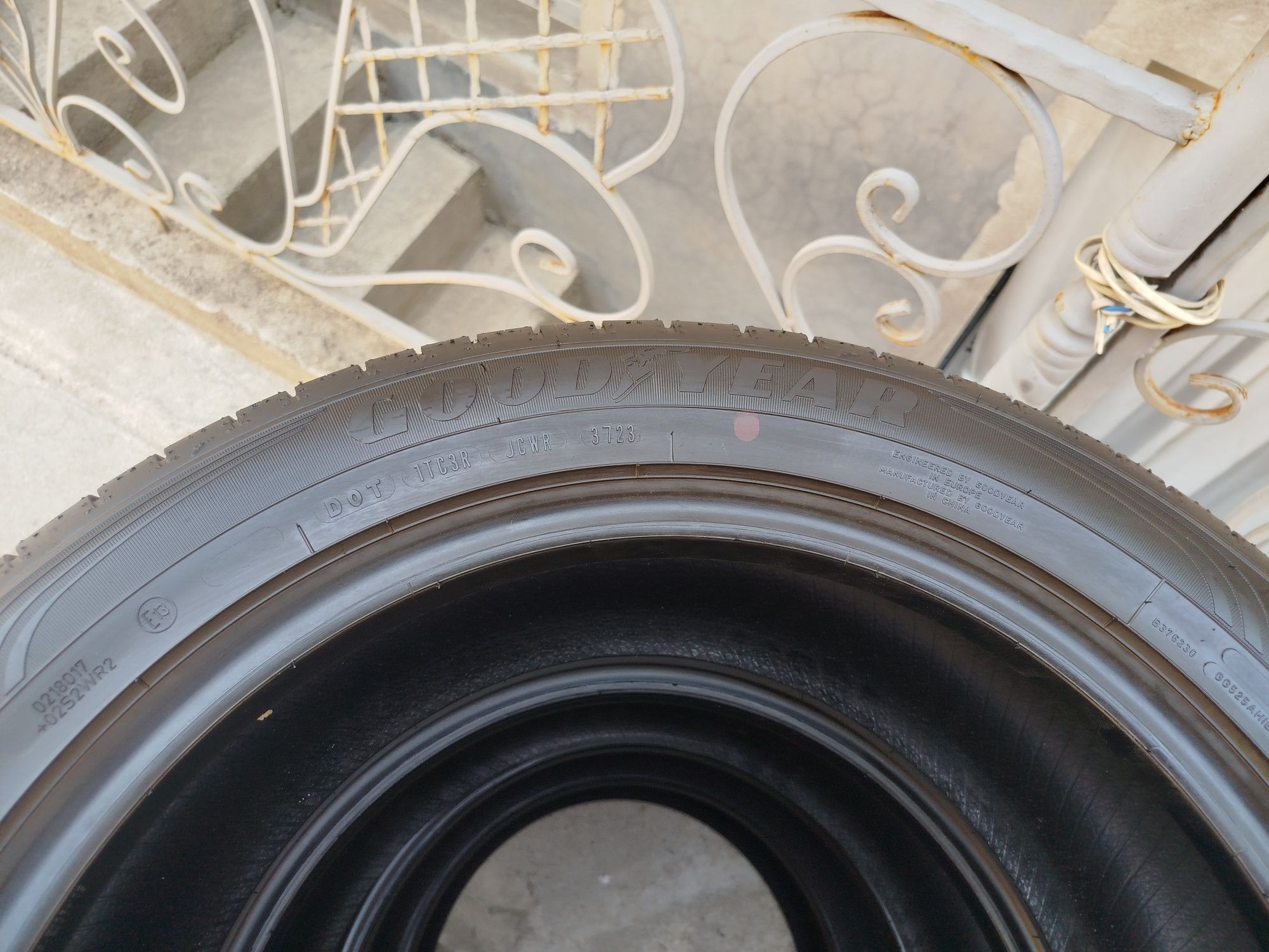 215 55 R17 Shina Good Year