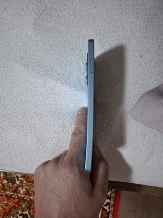 Redmi Note 13 5g 256/8+4 GB ram