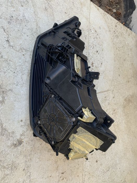 Far Dreapta Audi A8 4N 5D Matrix cod 4N0941036