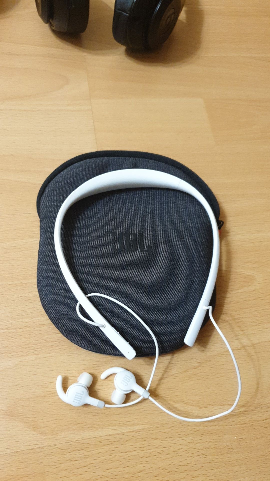 Casti alergare wireless bluetooth laptop smartphone JBL Beats JVC Sony