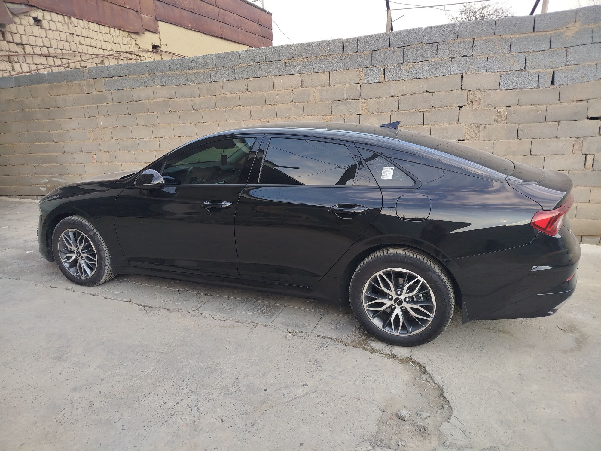 KIA K5 отличное состояние