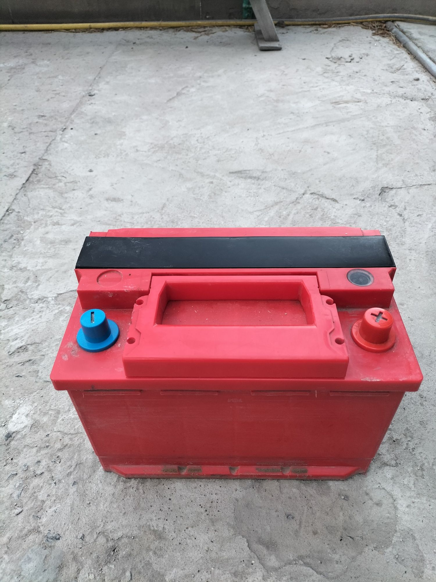 Продам аккумулятор 75А