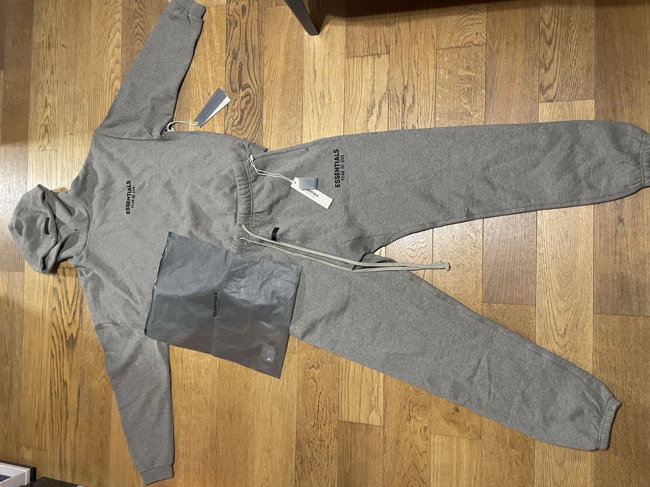 Essentials hoodie/ худи суичер размер S