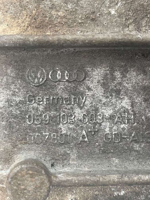 Baie de ulei AUDI A6/S6 III Saloon 4F2, C6 2004 - 2011 3.0 TDI BMK 059