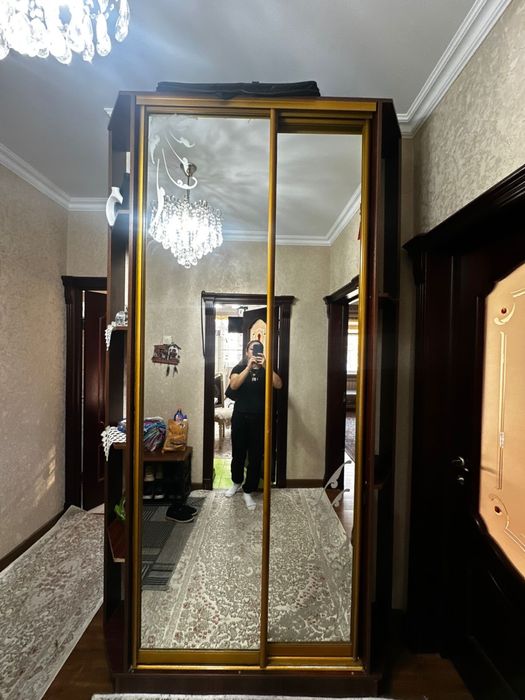 Продам шкаф в прихожую