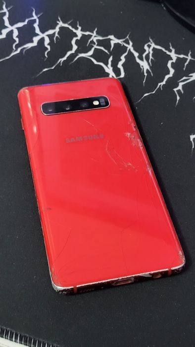 Самсунг S10 128/8