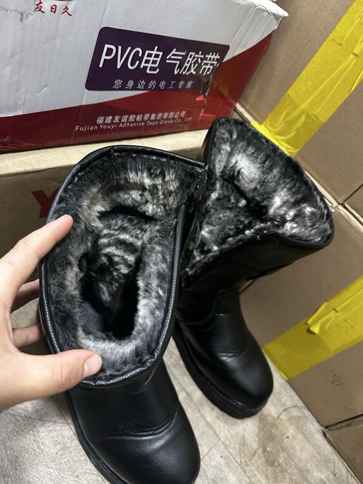 Продам мужские сапоги