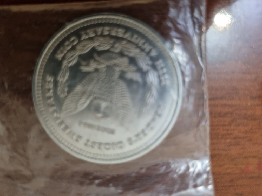 Монета орёл-решка с одинаковым рисунком. Антиквариат.