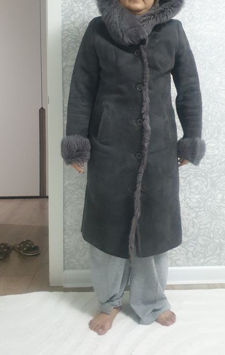 Продам дублёнку новую